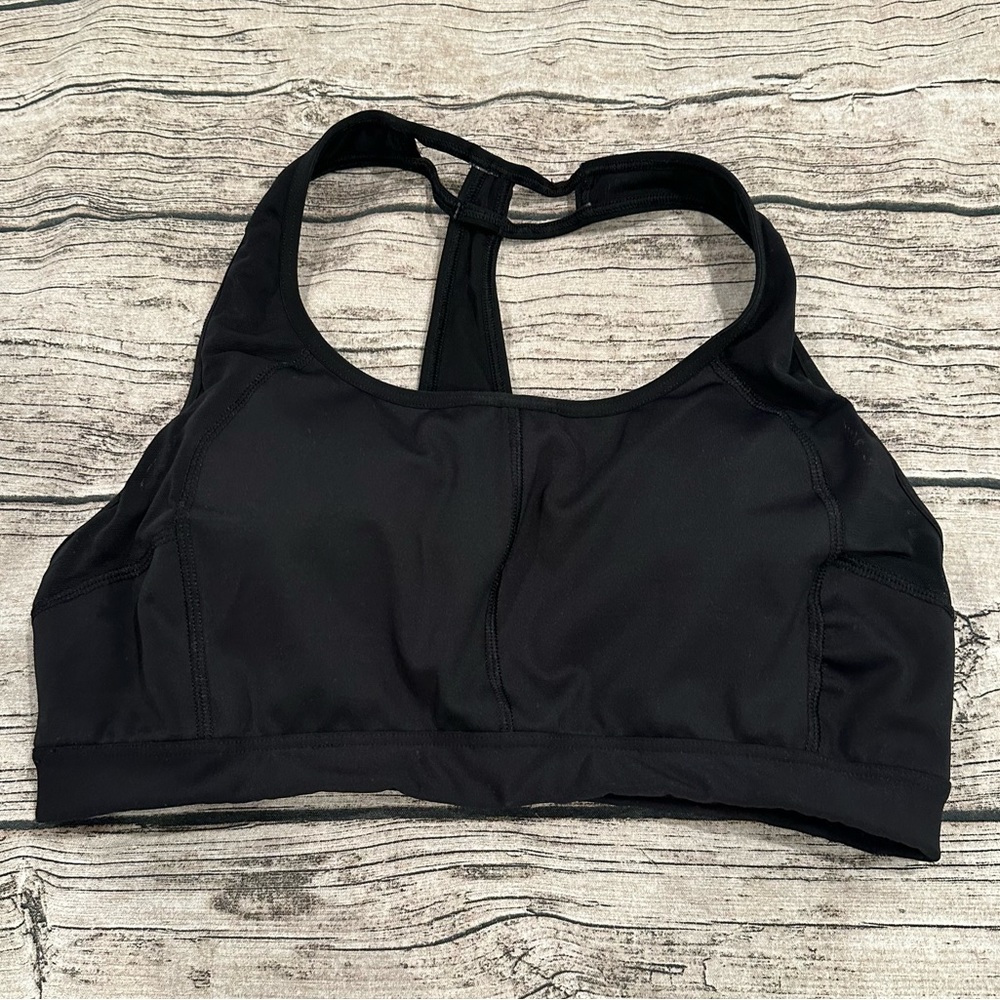 Athleta T-Back Black Sports Bra Size medium